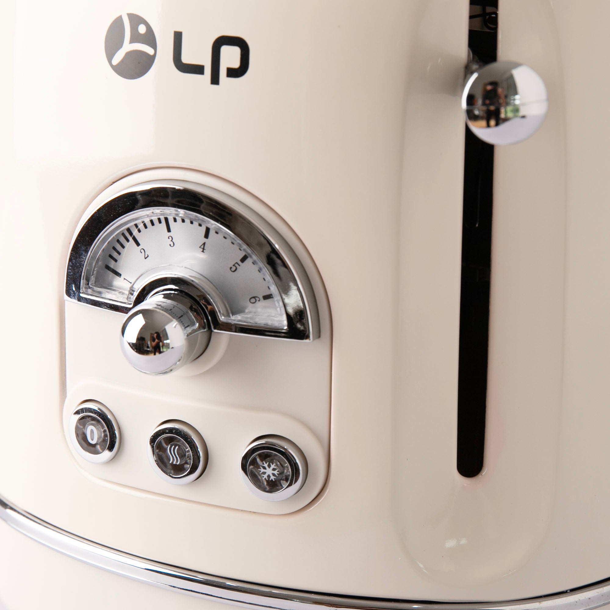 Toaster – stylish & leistungsstark in Weiß oder Pink für perfekten Toast jeden Morgen